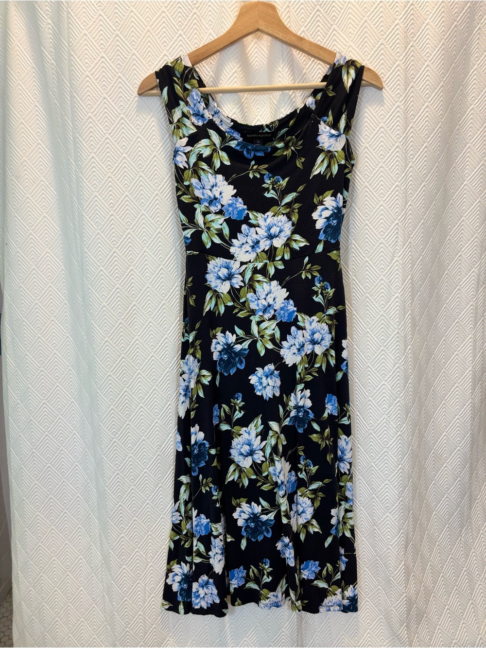 BANANA REPUBLIC Off-Shoulder Midi Knit Dress XS